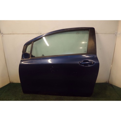 Front door toyota yaris - door,