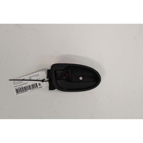 Rear inner door - inner, handle