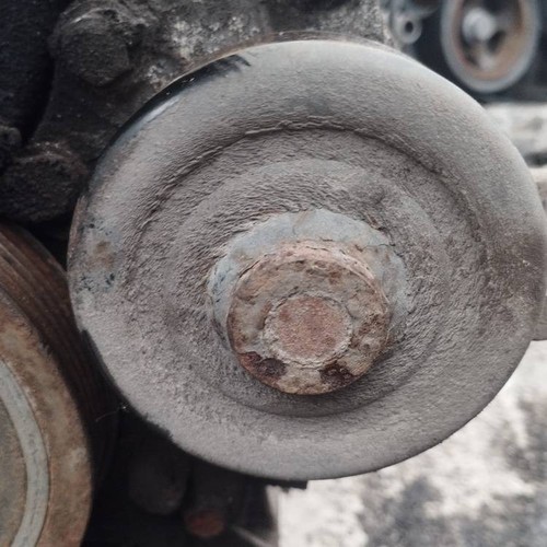 Water pump toyota yaris - ,